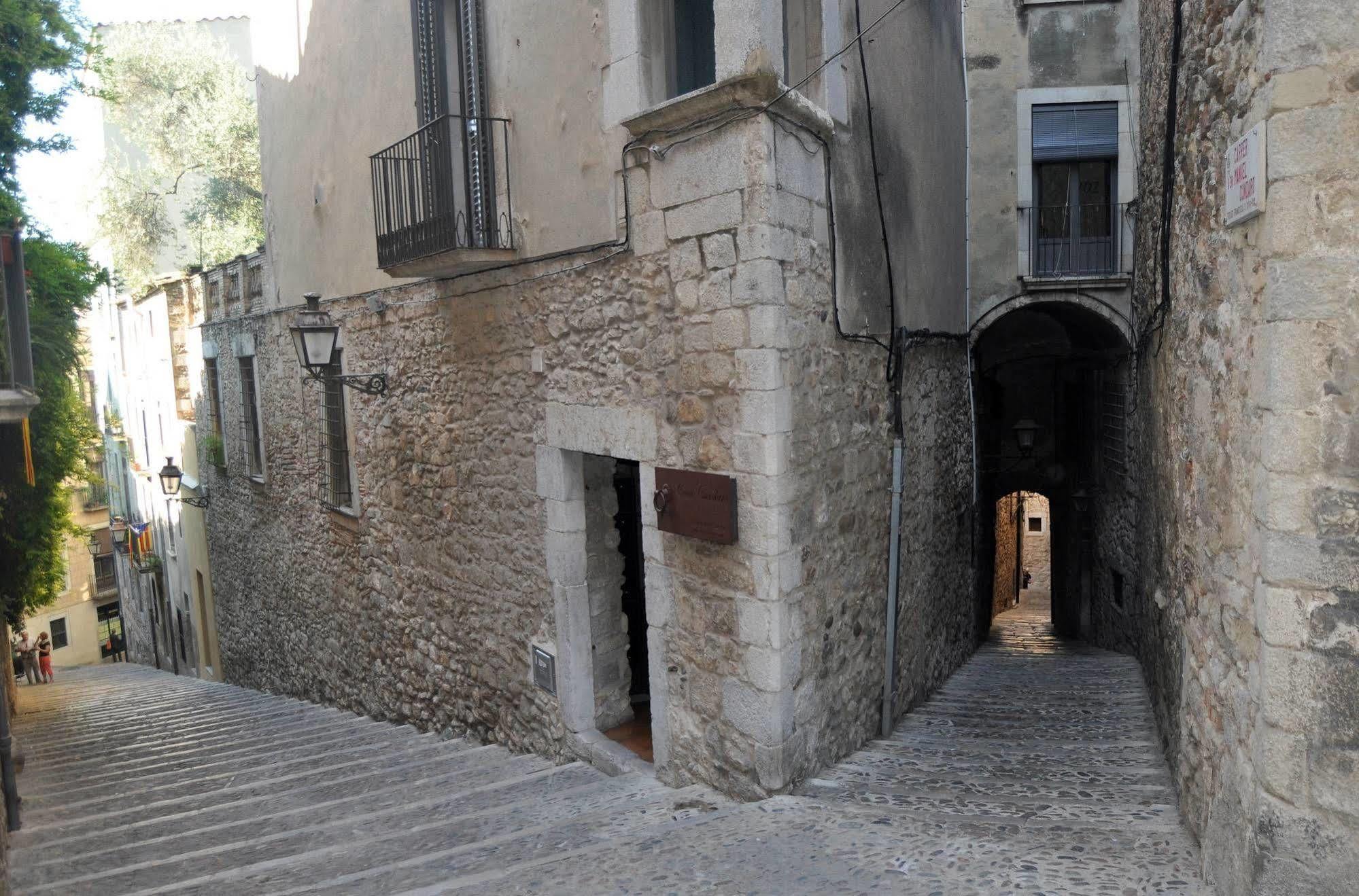 Casa Cundaro Hotel Girona Exterior photo